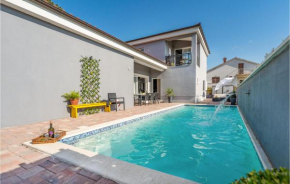Awesome Home In Privlaka